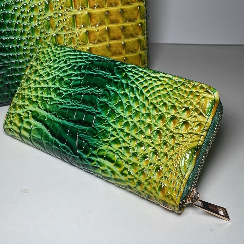 CFN Set Like Brahmin Tote & Wallet Set in Crocodile-Vegan Leather NWT $588 MSRP - Picture 8 of 9